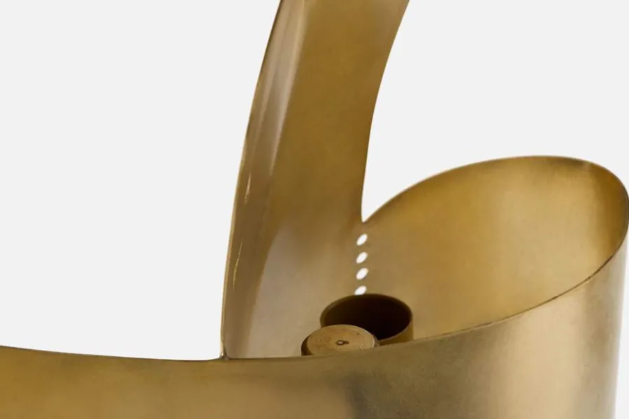 Alekos Fassianos Bordslampa Drake Under Samma Himmel* Bordslampor