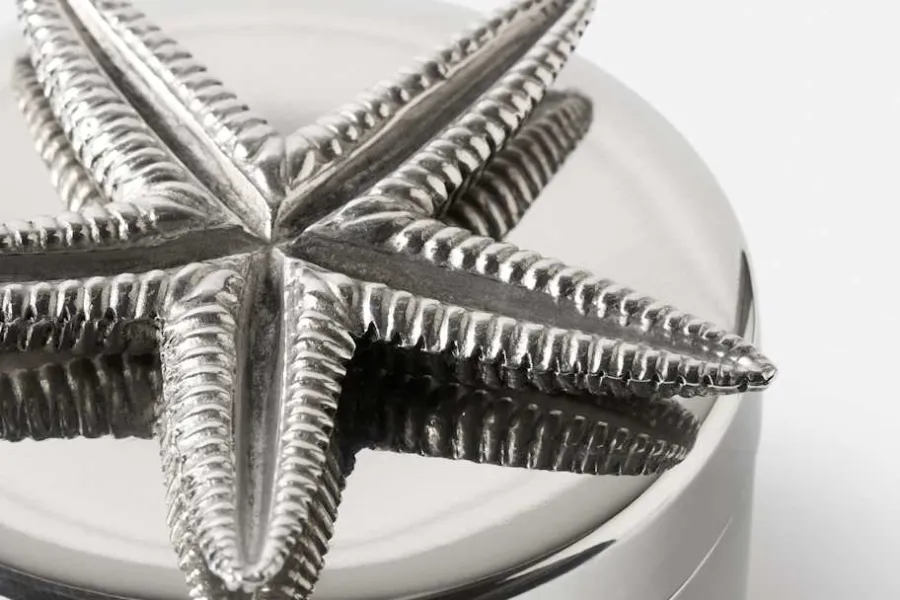 Svenskt Tenn Burk Sjöstjärna* Dekorationsdetaljer|Tenndekorationer