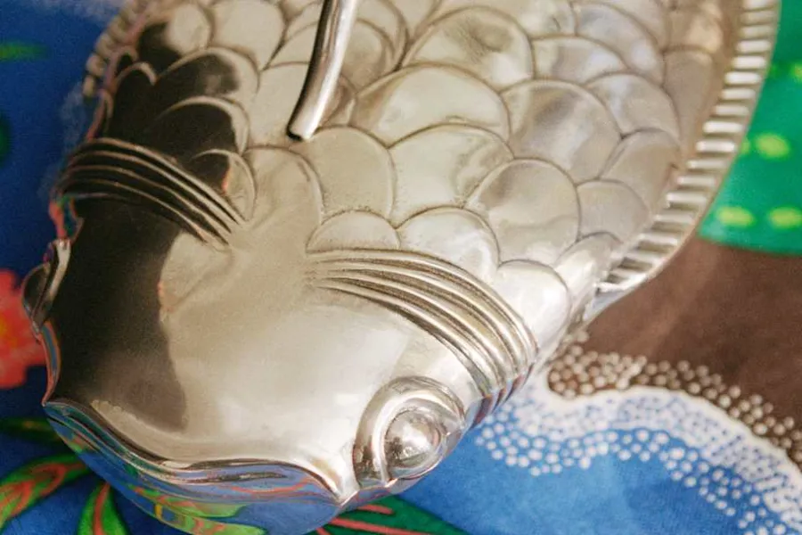 Björn Trägårdh Fiskfat* Dukningsdetaljer I Tenn|Tenndekorationer