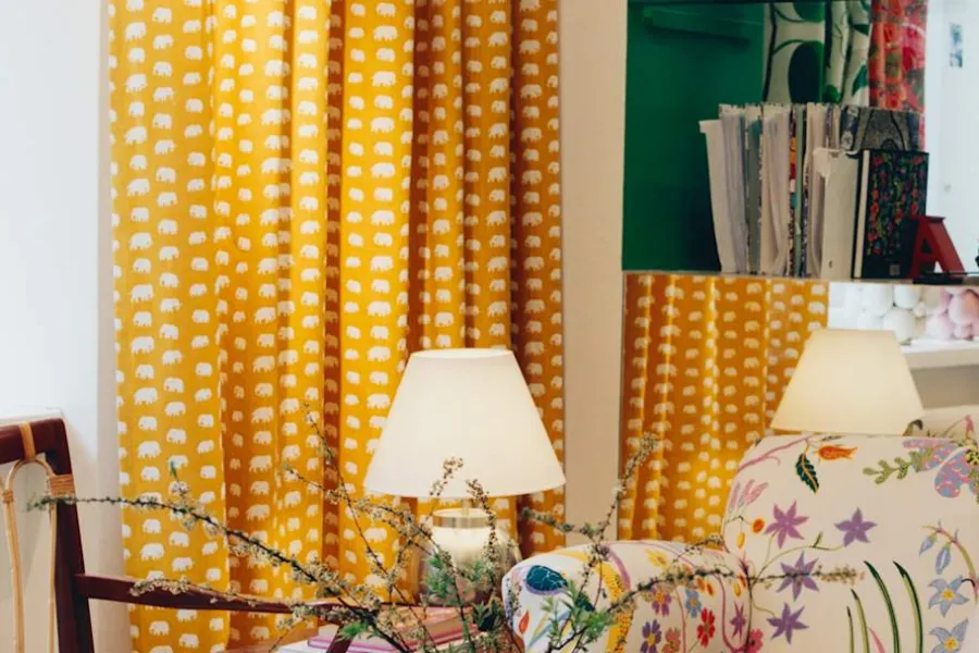 Josef Frank Karmstol 1165* Karmstolar