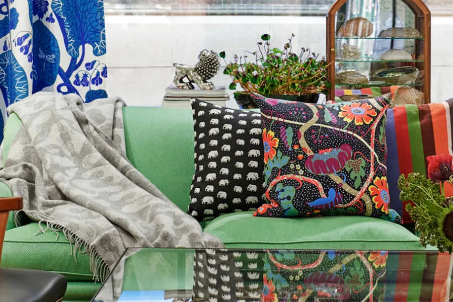 Svenskt Tenn Kudde Hamaca Rojo* Kuddar