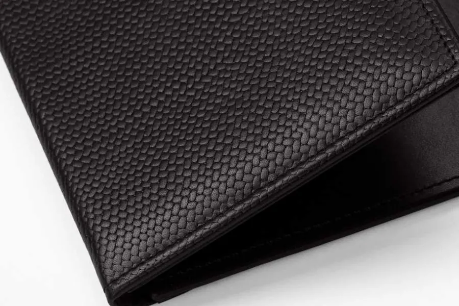 Svenskt Tenn Skrivbordsunderlägg Präglat Skinn* Dekorationsdetaljer