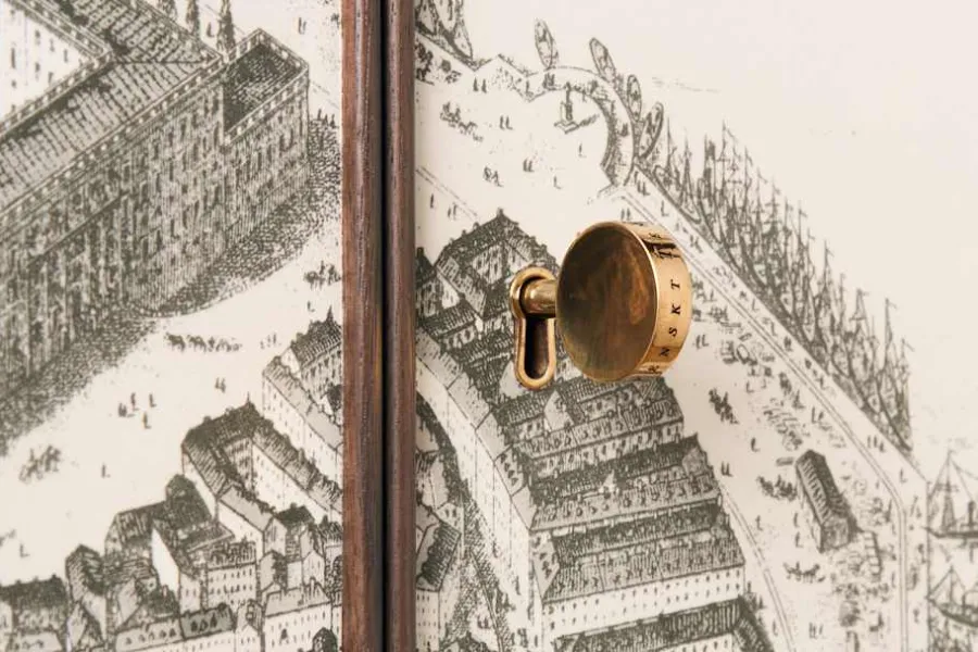 Josef Frank Stockholmsskåpet* Skåp, Byråer & Sideboards