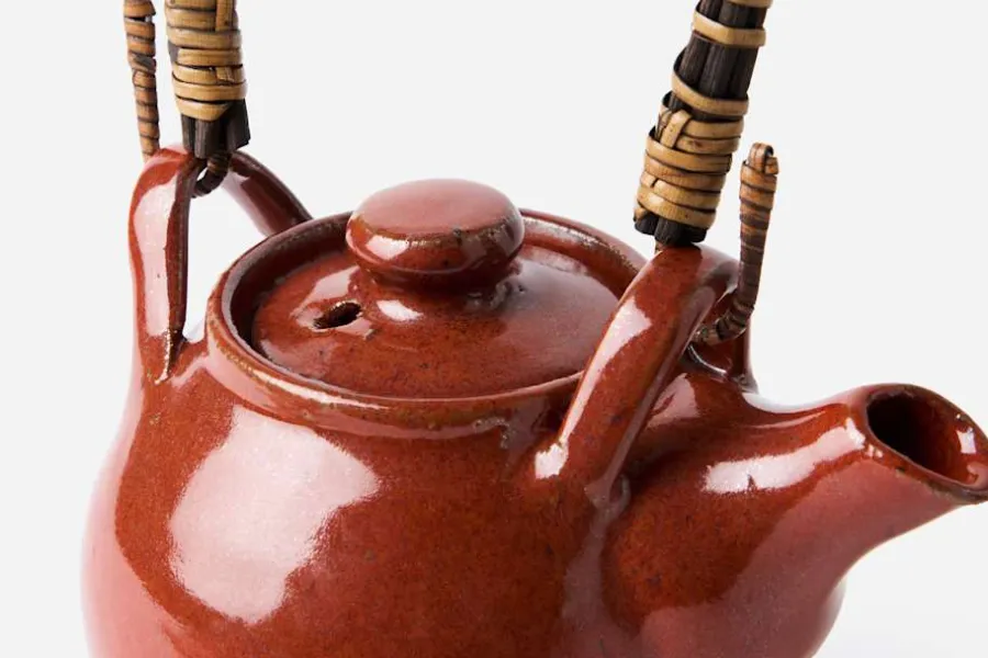 Calle Forsberg Tekanna Järnröd med Rotting* Kannor & Karaffer