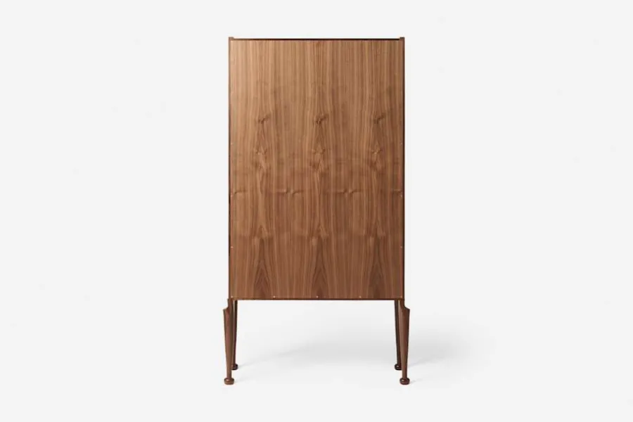 Josef Frank Vitrinskåp 2217* Skåp, Byråer & Sideboards