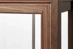 Josef Frank Vitrinskåp 2217* Skåp, Byråer & Sideboards